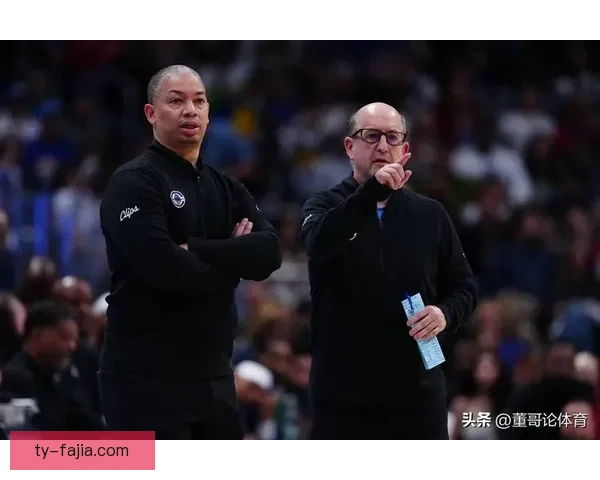 泰伦卢盛赞防守小卡扛责定军心