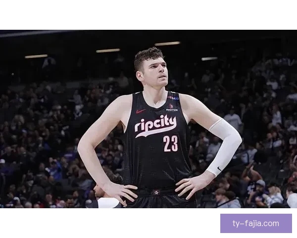 开拓者大胜爵士克林根2318